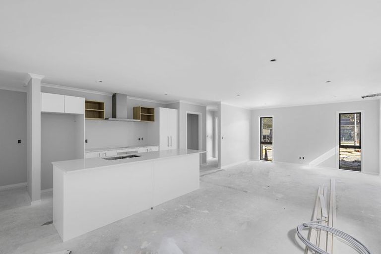 Photo of property in 21 Te Ara O Roimata, Wainuiomata, Lower Hutt, 5014