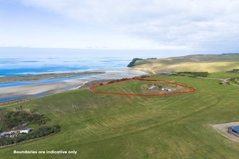 Photo of property in 375 Thorburn Road, Waikouaiti, 9472