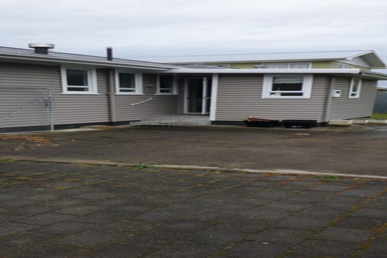 Photo of property in 13 Warwick Crescent, Taradale, Napier, 4112