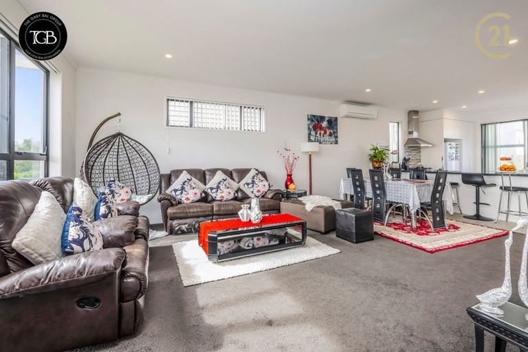 Photo of property in 18 Rere Close, Takanini, 2112