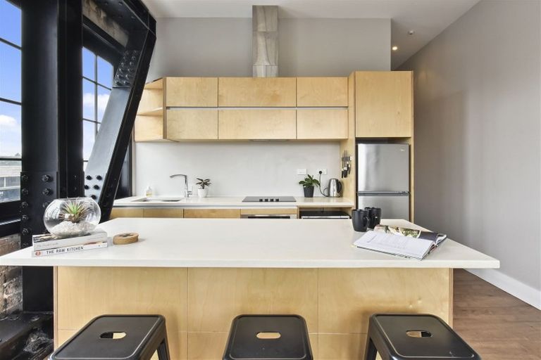 Photo of property in 1/143 Great South Road, Papakura, 2110