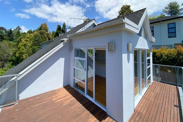 Photo of property in 34 Helvetia Drive, Browns Bay, Auckland, 0630