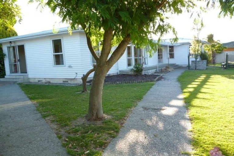 Photo of property in 17 Gebbie Road, Taradale, Napier, 4112