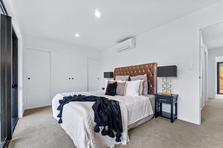 Photo of property in 52a Glamorgan Drive, Torbay, Auckland, 0630