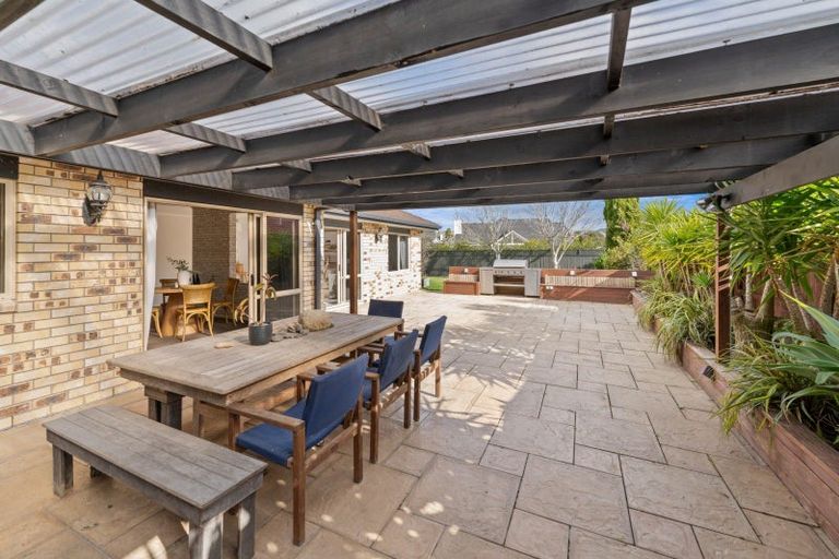 Photo of property in 30 Mcleod Place, Papamoa Beach, Papamoa, 3118