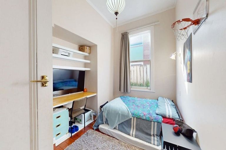 Photo of property in 10 Dawson Street, Berhampore, Wellington, 6023