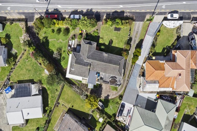 Photo of property in 100 Tuhikaramea Road, Dinsdale, Hamilton, 3204