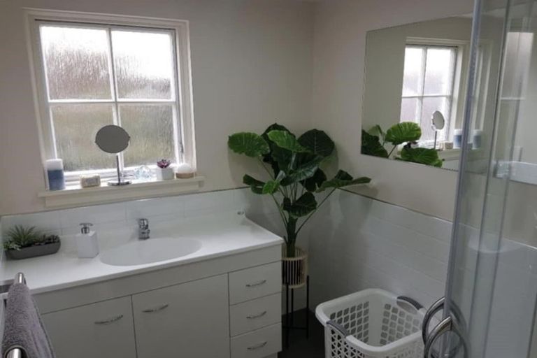 Photo of property in 39 Allard Street, Edgeware, Christchurch, 8013