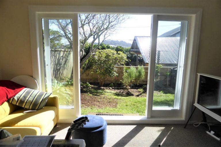 Photo of property in 5e Harrold Street, Highbury, Wellington, 6012