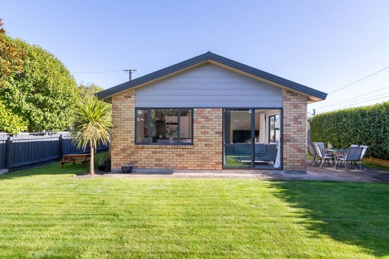Photo of property in 12a Terminus Street, Silverstream, Upper Hutt, 5019