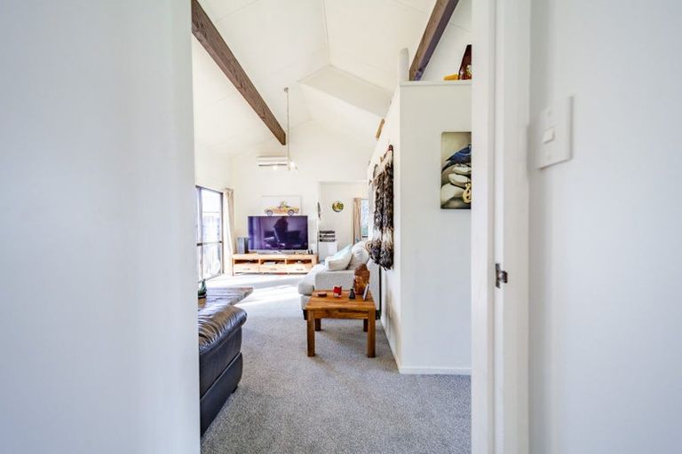 Photo of property in 42 Whiting Crescent, Greenmeadows, Napier, 4112