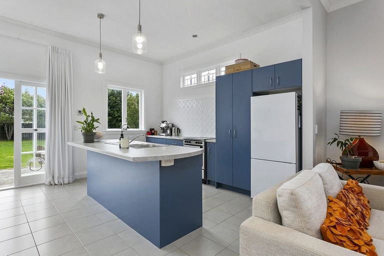 Photo of property in 56 Hall Street, Cambridge, 3434