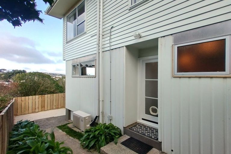 Photo of property in 12a Old Coach Road, Johnsonville, Wellington, 6037