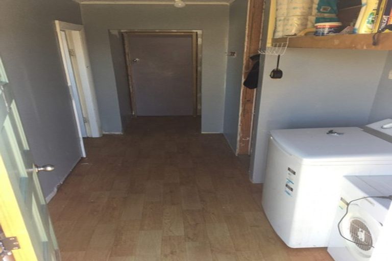 Photo of property in 33 Haselden Street, Westport, 7825