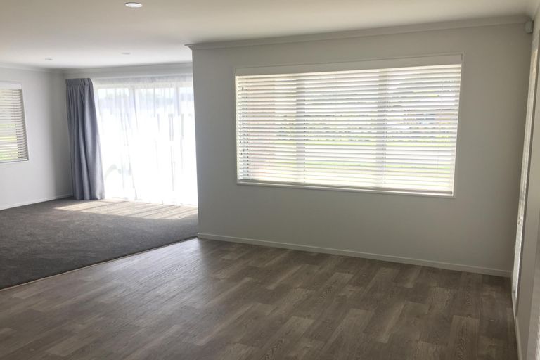 Photo of property in 16 Martindale Lane, Tuakau, 2121