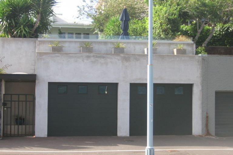 Photo of property in 15c King Edward Parade, Devonport, Auckland, 0624