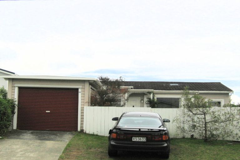 Photo of property in 104 Seaview Road, Paraparaumu Beach, Paraparaumu, 5032
