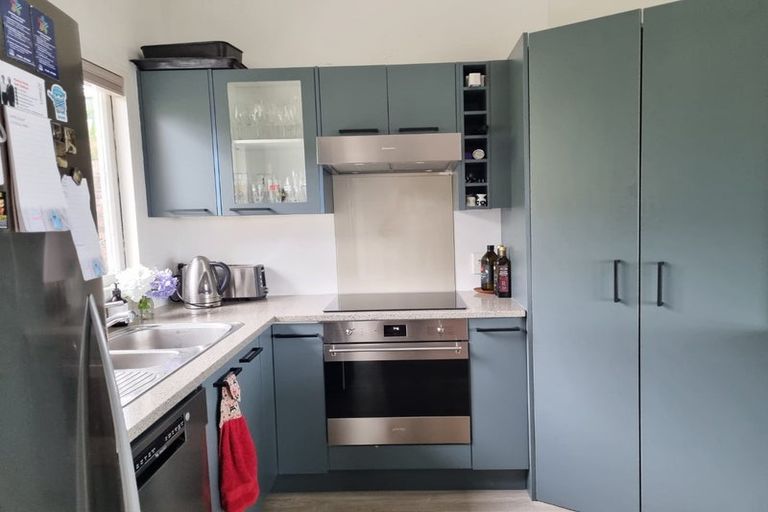 Photo of property in 53 Rangoon Street, Khandallah, Wellington, 6035