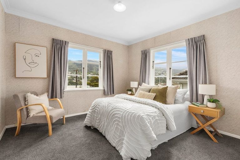 Photo of property in 24 Duncan Street, Tawa, Wellington, 5028