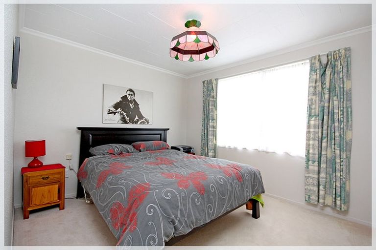 Photo of property in 67 Hartley Street, Foxton Beach, Foxton, 4815