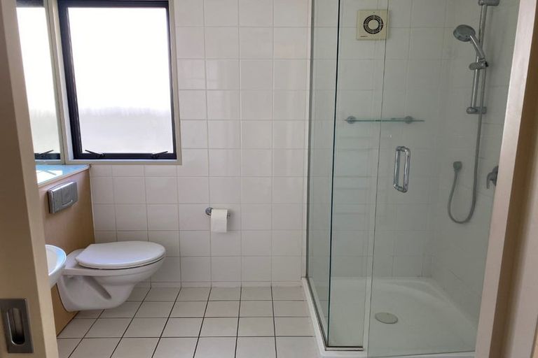 Photo of property in 4 Kahikatea Lane, Riccarton, Christchurch, 8011