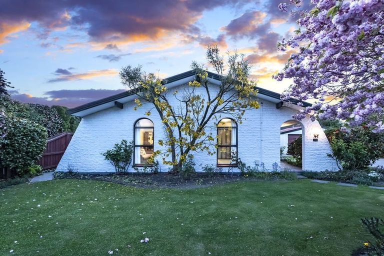 Photo of property in 74 Sabys Road, Halswell, Christchurch, 8025