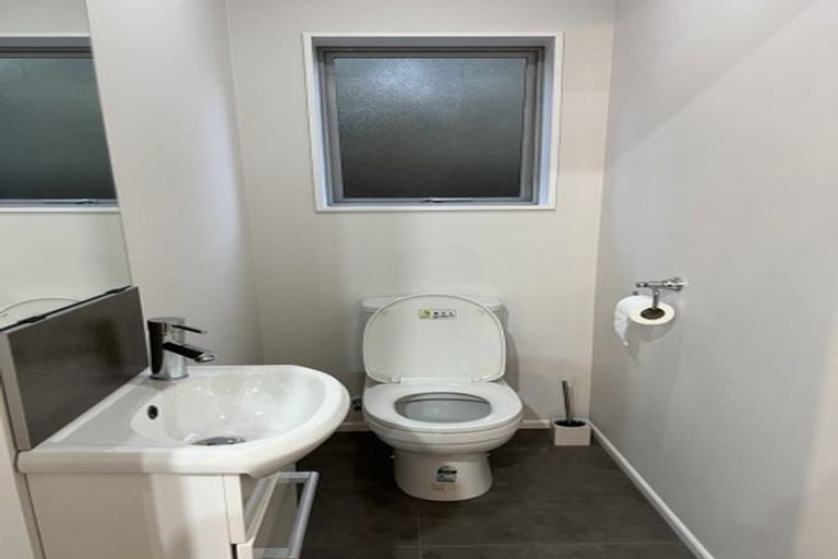 Photo of property in 10 Killarney Drive, Flat Bush, Auckland, 2019