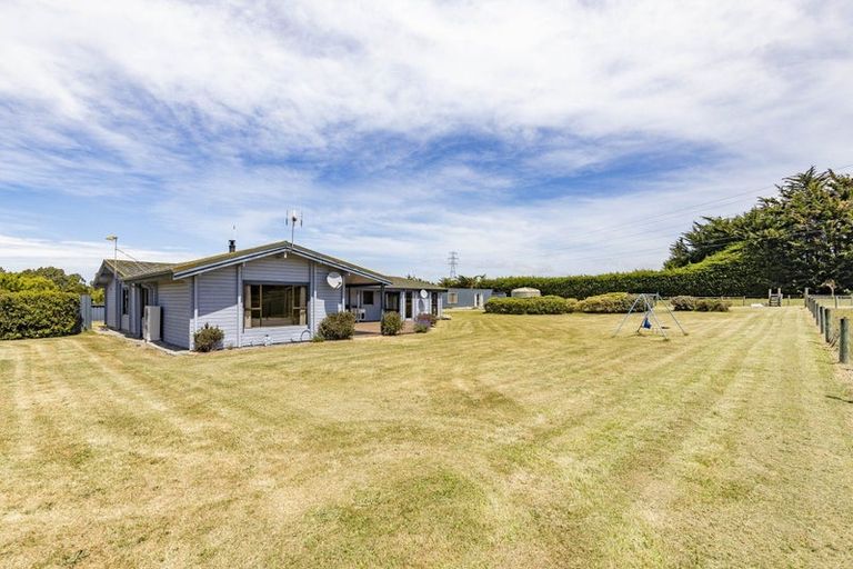 Photo of property in 20 Pears Road, Sefton, Rangiora, 7477
