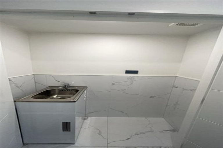 Photo of property in 7/2 Donnell Avenue, Favona, Auckland, 2024