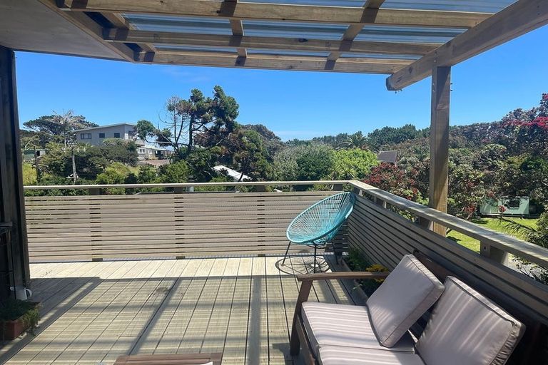 Photo of property in 352 Motutara Road, Muriwai, 0881