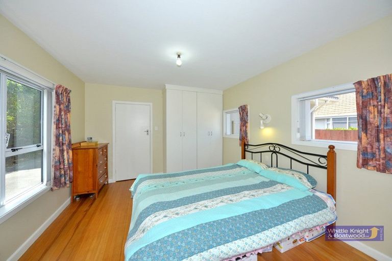 Photo of property in 104 Yaldhurst Road, Sockburn, Christchurch, 8042
