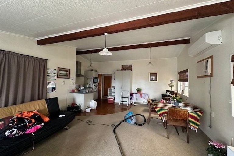 Photo of property in 34 Queen Street, Cambridge, 3434