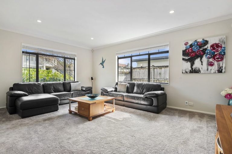 Photo of property in 29 Laurel Oak Drive, Schnapper Rock, Auckland, 0632