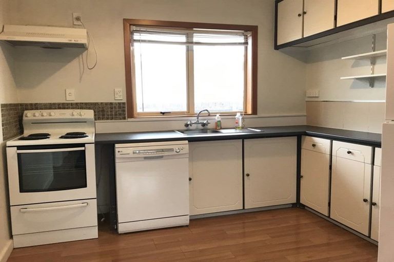 Photo of property in 15 Rosella Street, Broomfield, Christchurch, 8042