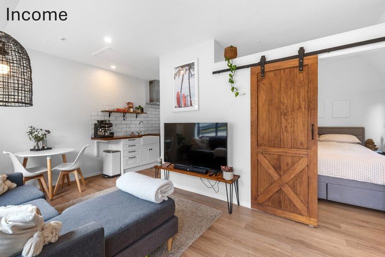 Photo of property in 28 Fitzwilliam Drive, Torbay, Auckland, 0630