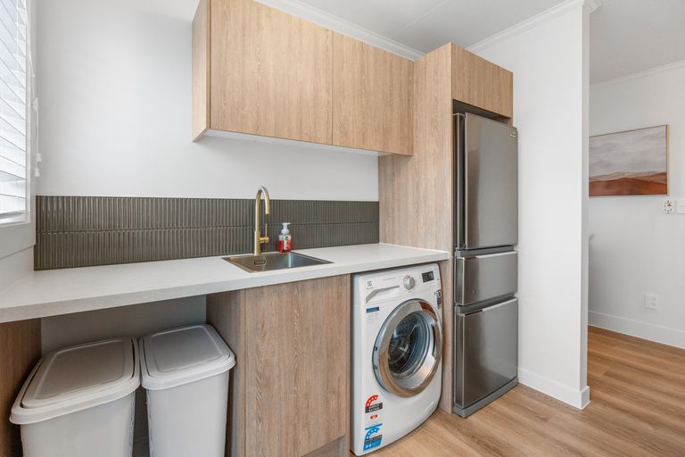 Photo of property in 47 Kinmont Crescent, Kinmont Park, Mosgiel, 9024