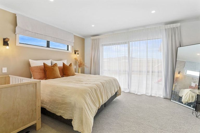 Photo of property in 52 Oakdale Drive, Kinloch, Taupo, 3377