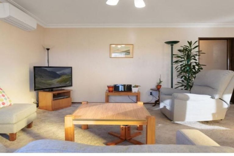 Photo of property in 80 Vale Street, Otumoetai, Tauranga, 3110