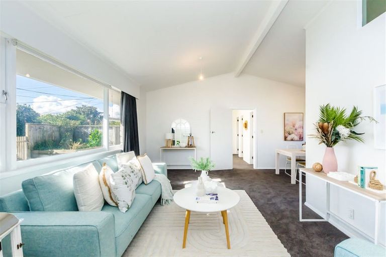 Photo of property in 72a Seaview Road, Paraparaumu Beach, Paraparaumu, 5032