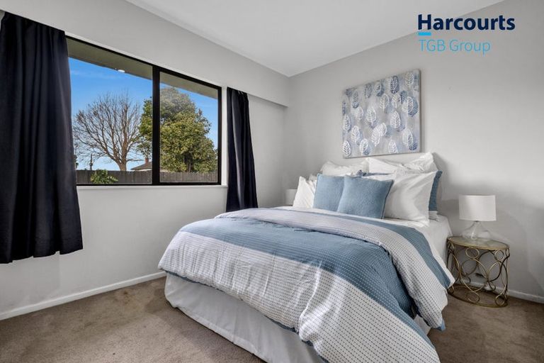 Photo of property in 67 Manuroa Road, Takanini, 2112