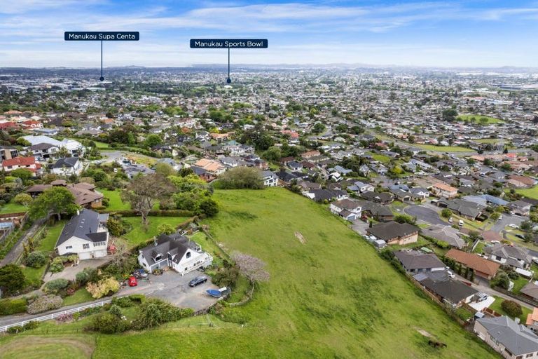 Photo of property in 126 Redoubt Road, Goodwood Heights, Auckland, 2105