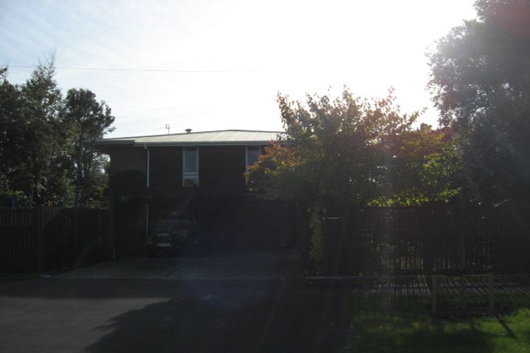 Photo of property in 5 Chilcombe Street, Ilam, Christchurch, 8041