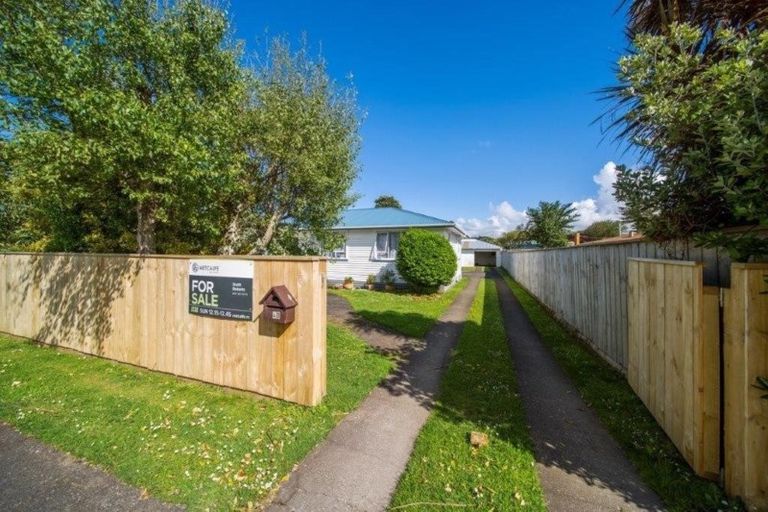 Photo of property in 40 Puriri Street, Hawera, 4610
