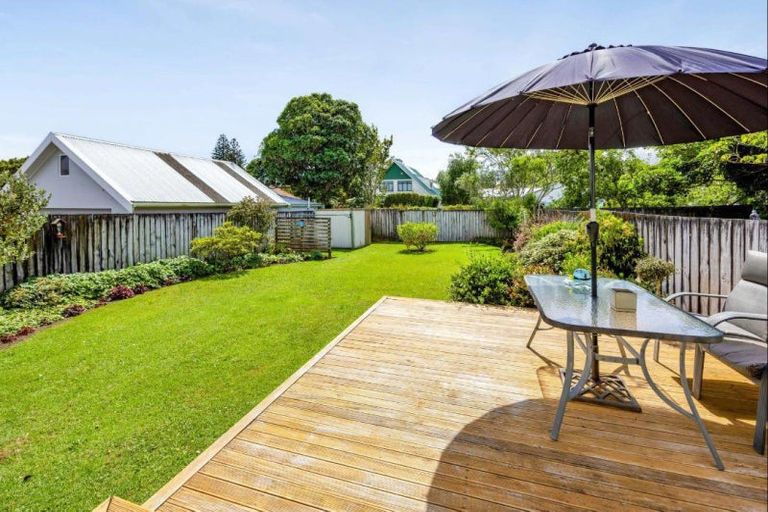 Photo of property in 14 Plympton Street, Brooklands, New Plymouth, 4310