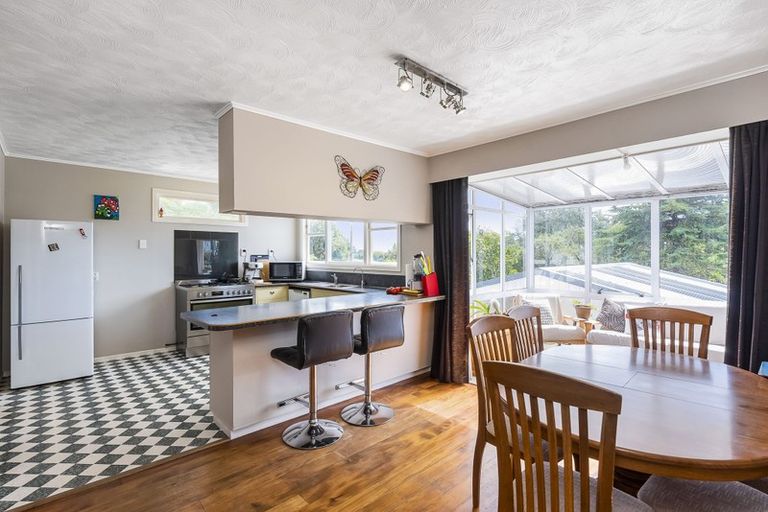 Photo of property in 25 Gray Avenue, Paraparaumu Beach, Paraparaumu, 5032