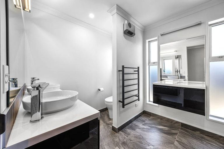 Photo of property in 97 Whincops Road, Halswell, Christchurch, 8025