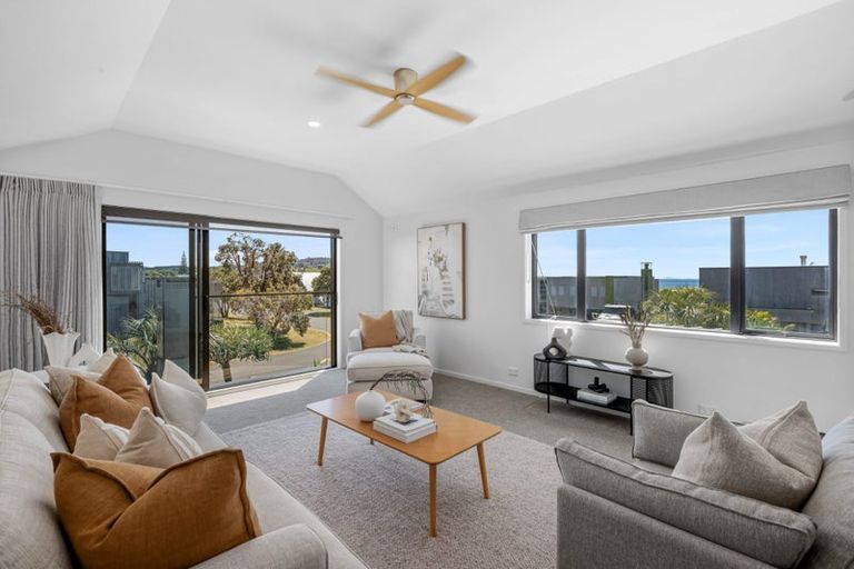 Photo of property in 18 Excelsior Way, Omaha, 0986