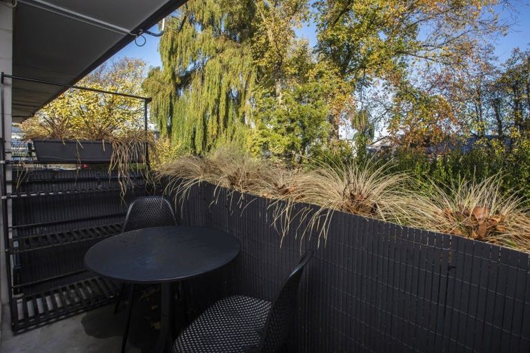 Photo of property in 6/78 Holly Road, St Albans, Christchurch, 8014