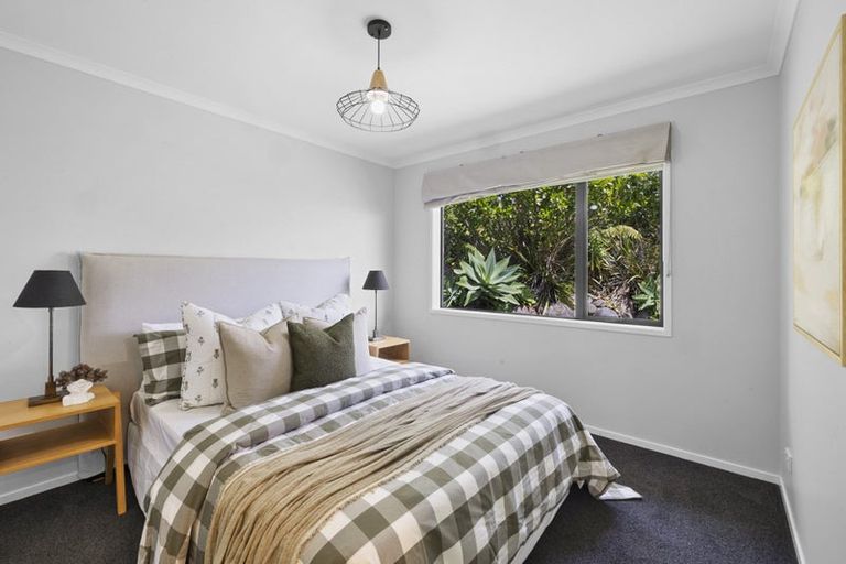 Photo of property in 3c Honeyfield Drive, Whalers Gate, New Plymouth, 4310