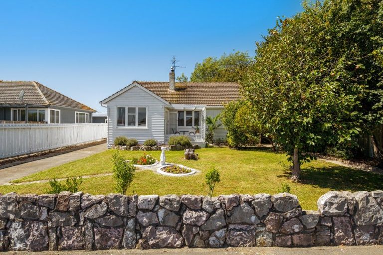 Photo of property in 60 Hutcheson Street, Mayfield, Blenheim, 7201